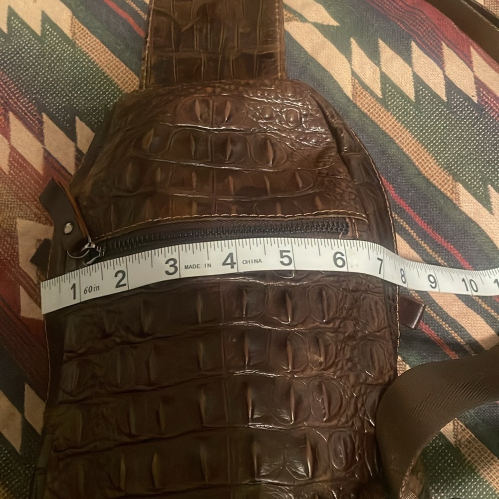 Crocodile Pattern Sling Chest Bag - image 5